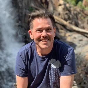 Meet your Posher, Adrian